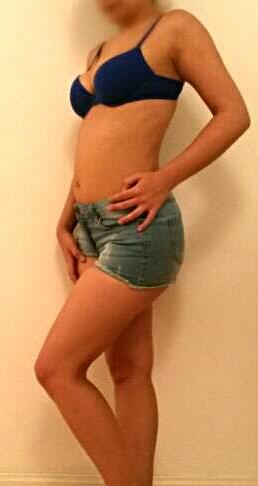 Joven española masajista titulada