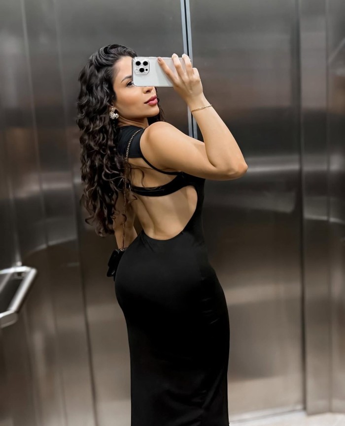 NOVEDAD TORREVIEJA! ATRACTIVA LATINA COMPLACIENTE