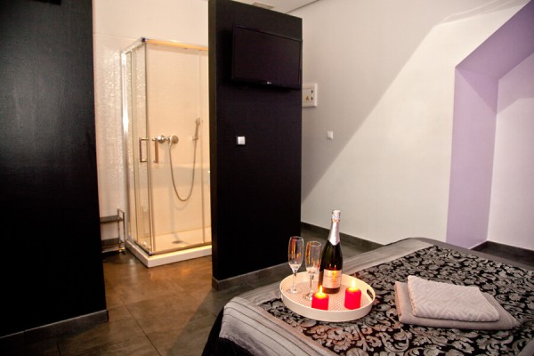 PLAZAS LIBRE-5000 EUROS SUPERABLES