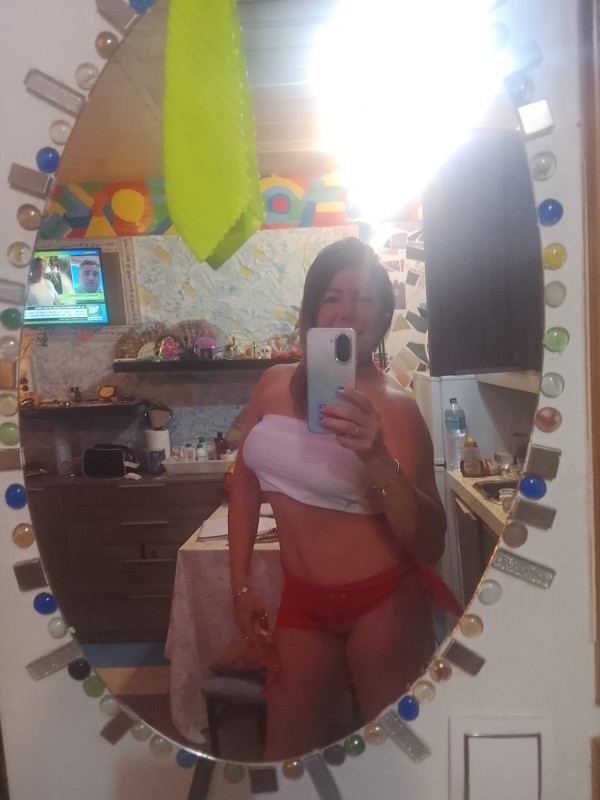 642044803 Márcia REINA CACHONDA Y JUGUETONA AMOR