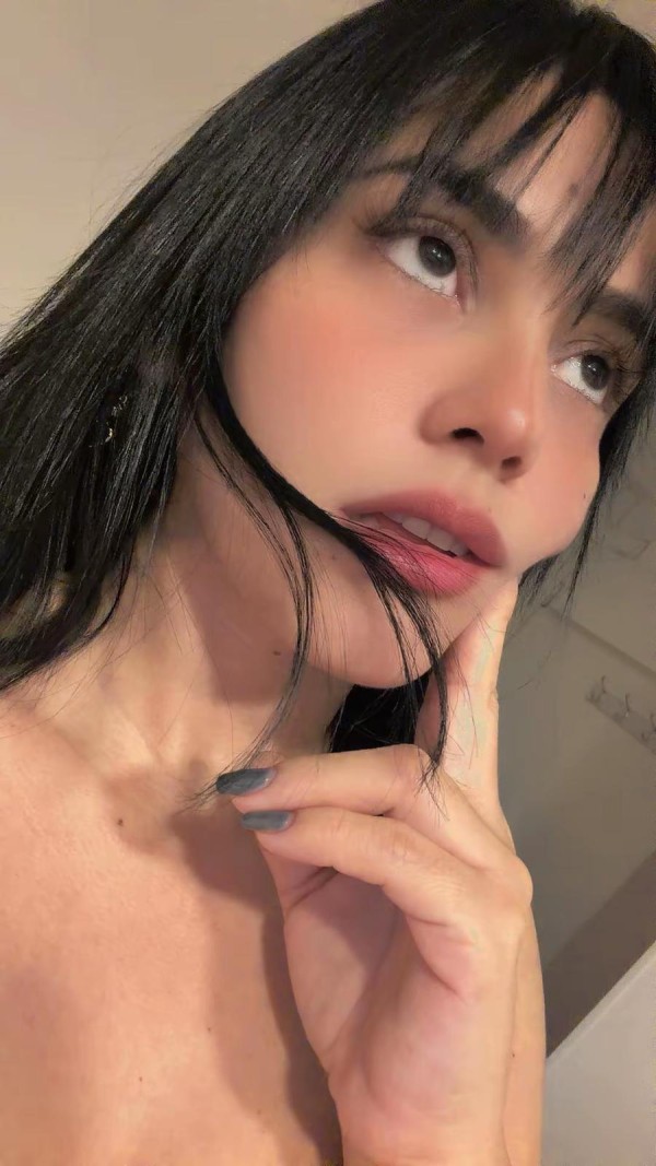 AUNTENTICA BELLEZA COLOMBIANA PRECIOSA EN PALMA