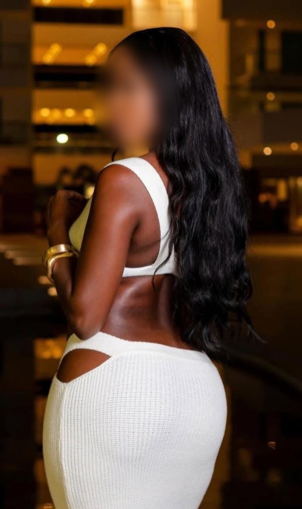 COLOMBIANA DE LUJO EXPLOSIVA Y SUPER CALIENTE