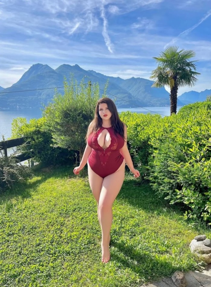 ATENCIÓN LUGO TU TETONA Y CULONA DE VUELTA PISO PV