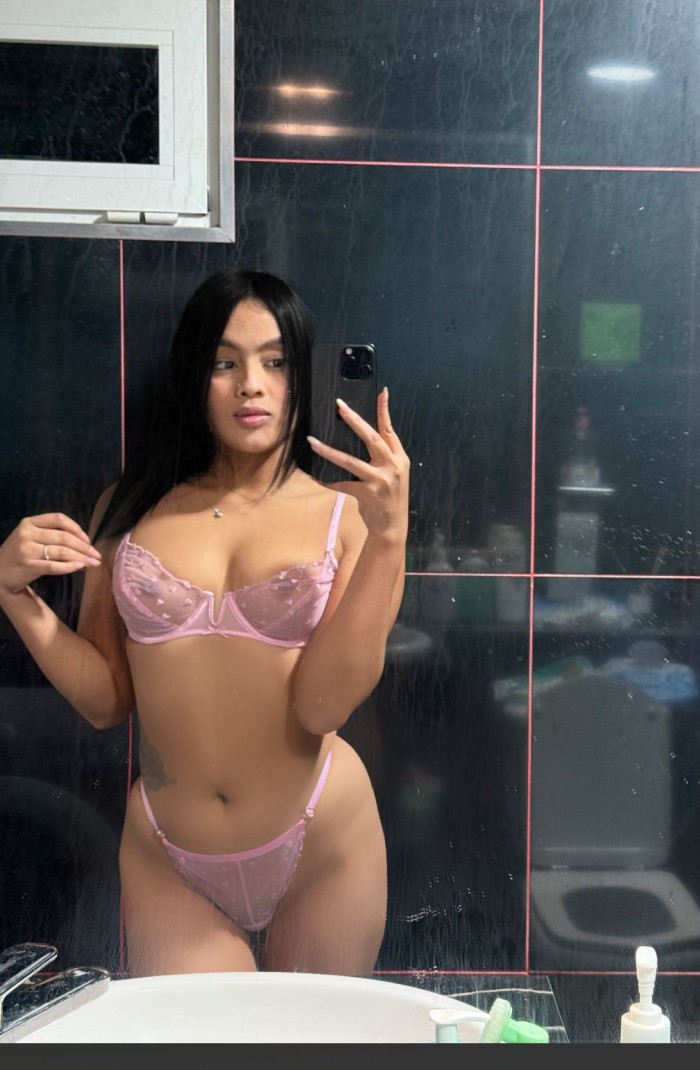 Fiestera super CACHONDA nueva en los cristianos