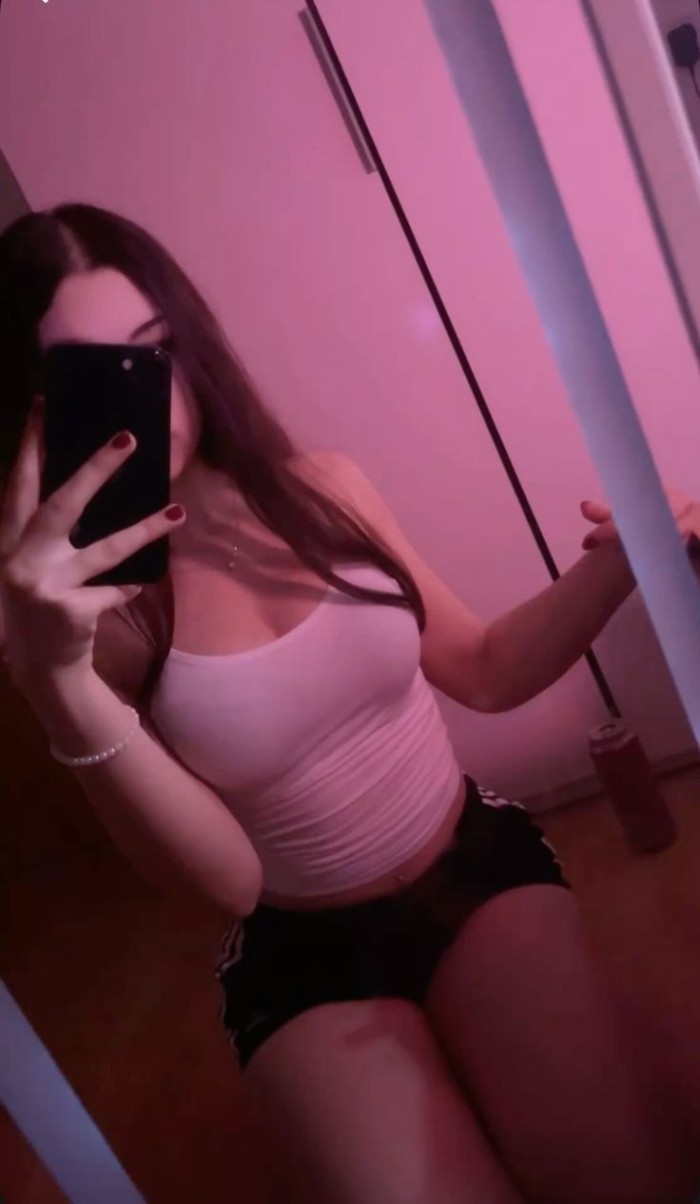 Michel colombiana 19 añitos