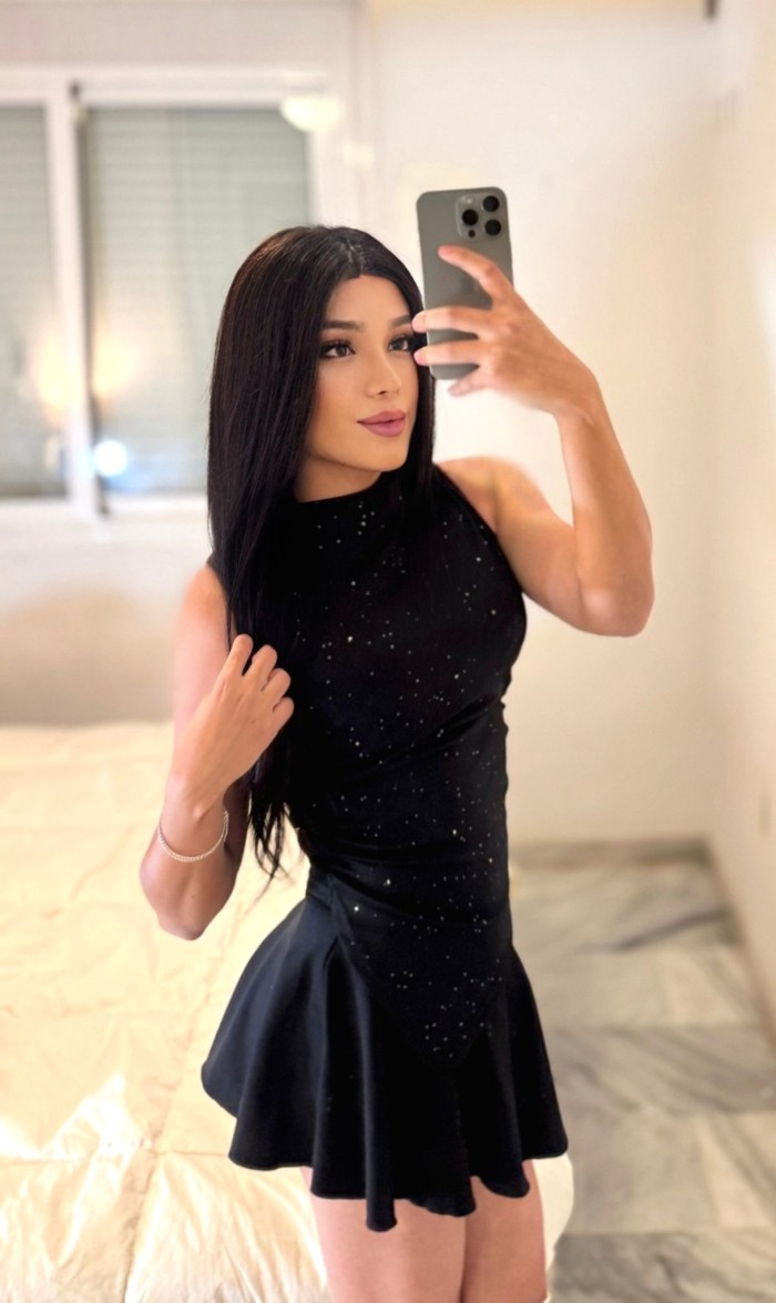 BELLA, IMPLICADA Y CARIÑOSA 19 AÑITOS . FUENGIROLA, DISPONIBLE 24H