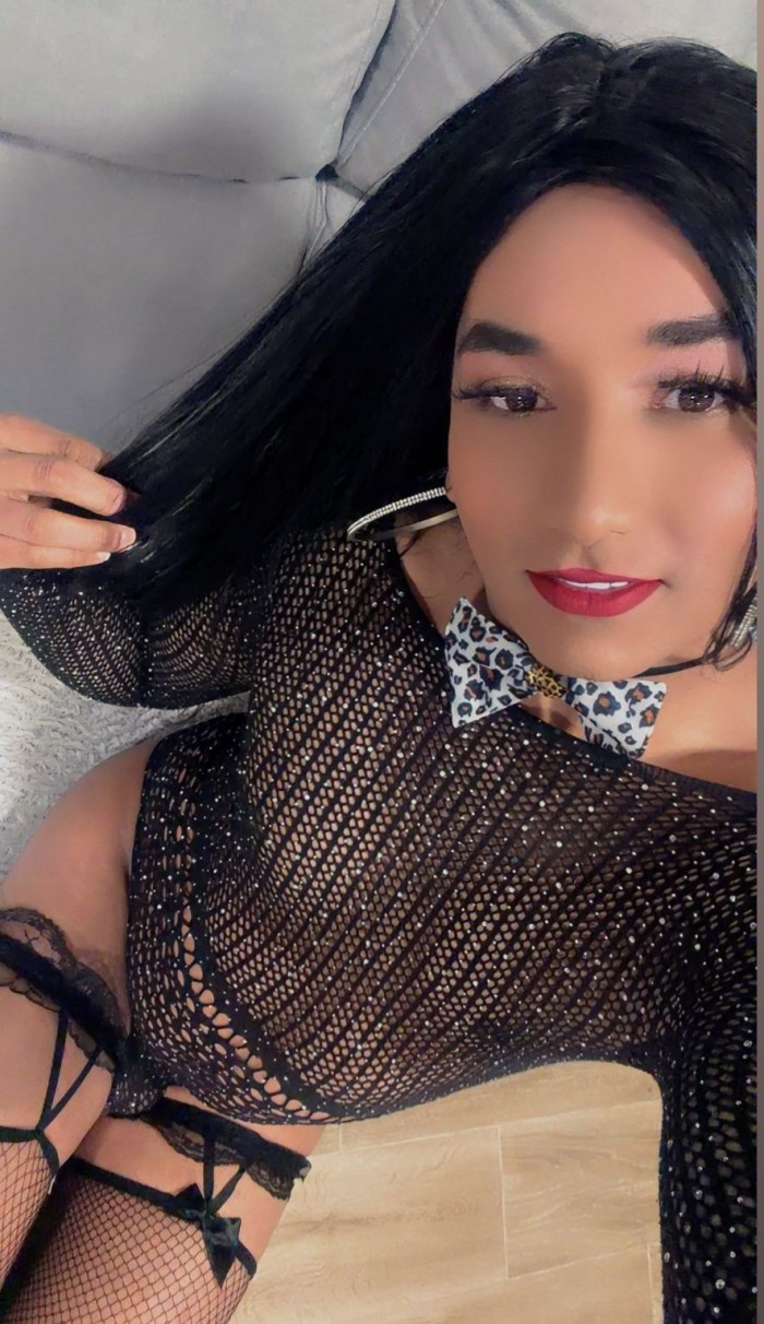 TRANS HERMOSA POLLONA LECHERA BUENA AMANTE