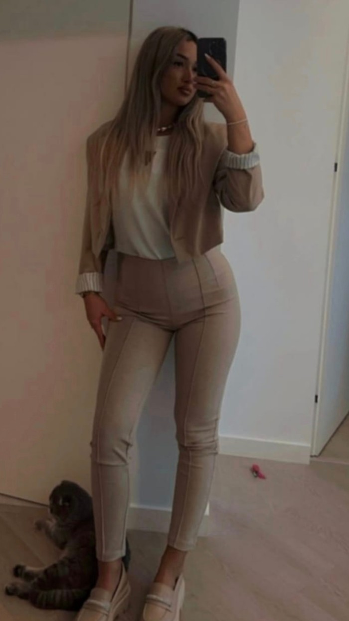 Española independiente salidas 200€ 2h WhatsApp