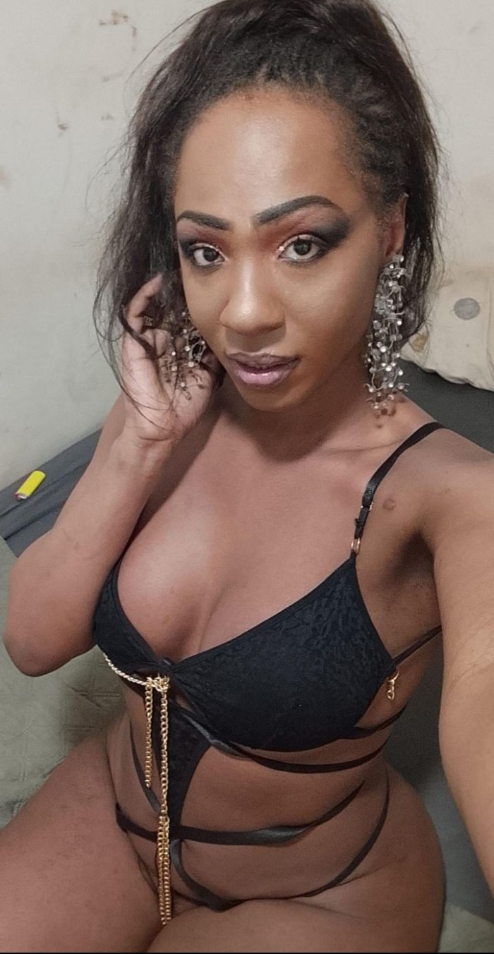 Ola soy gleicy una trans muy wapa y femenina