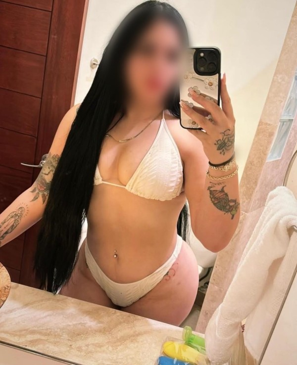 DIOSA DEL PLACER COMPLACIENTE CARIÑOSA EN LAS CANT