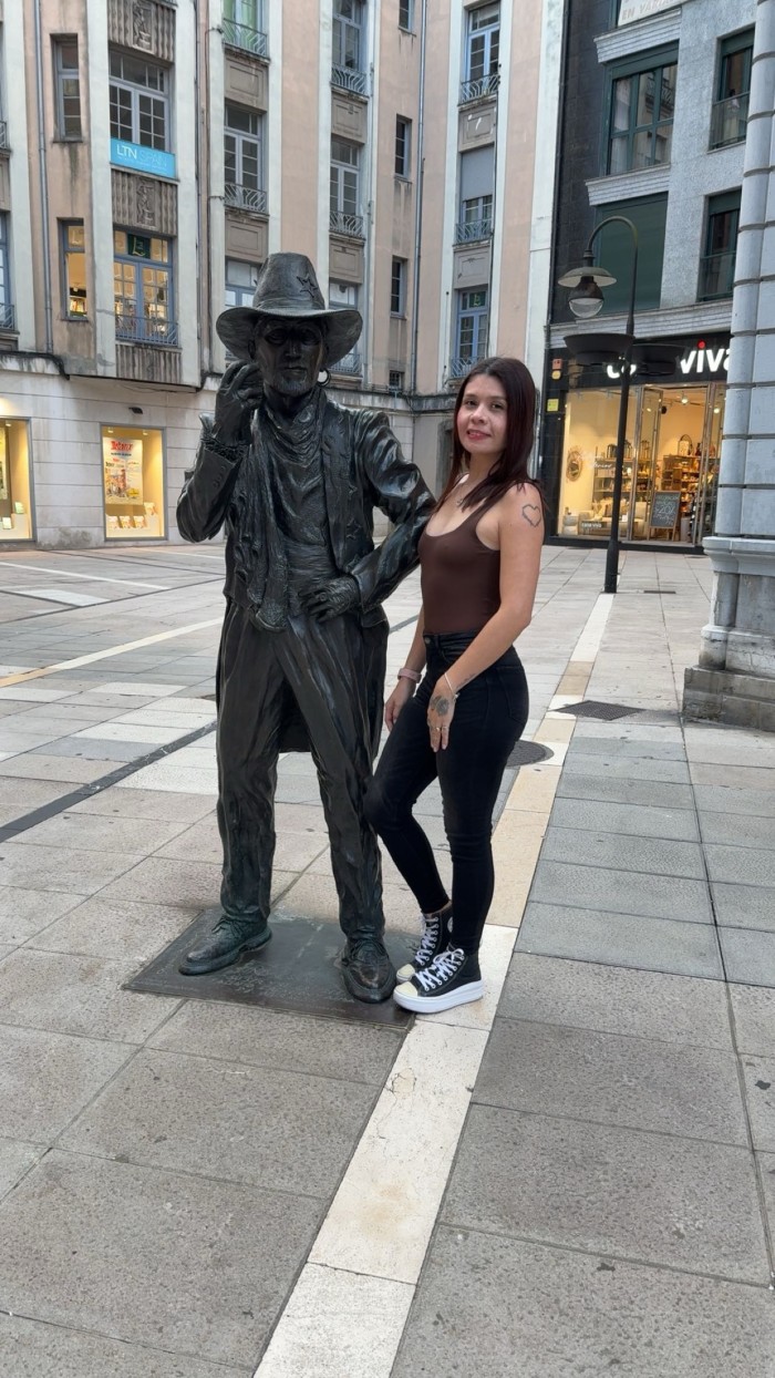 Victoria flaca deliciosa en Oviedo
