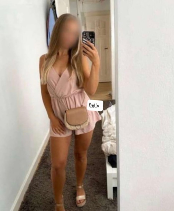 jovencita 22 años por pocos diass