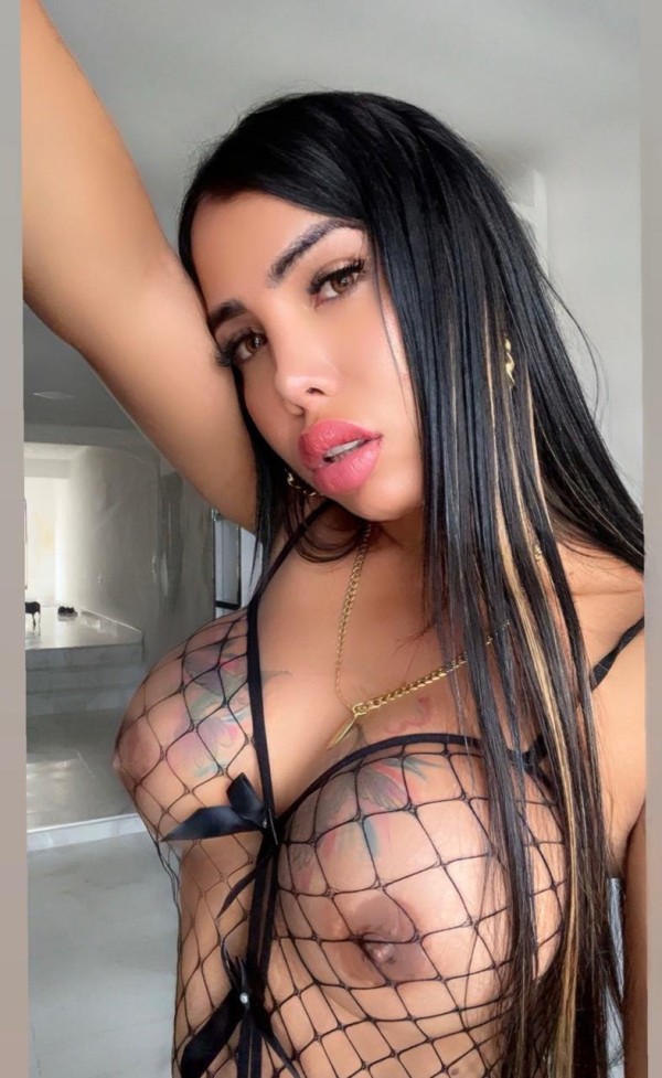 Novenda trans mulata cañera morbosa de alto impact