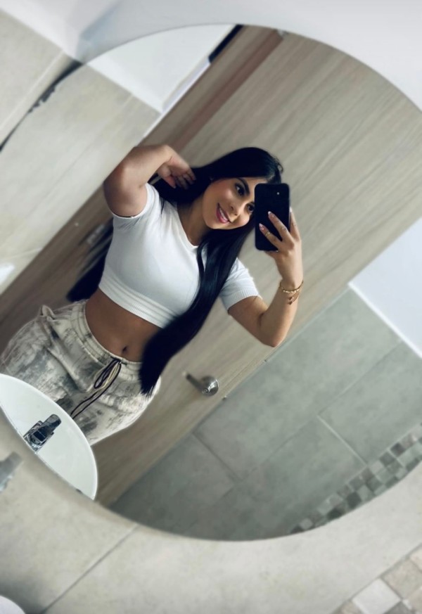 Completísima si a todo WhatsApp tudela