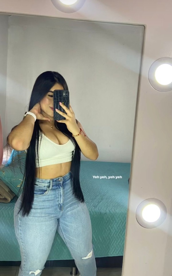 Colombiana de lujo top  escribe al WhatsApp tudela