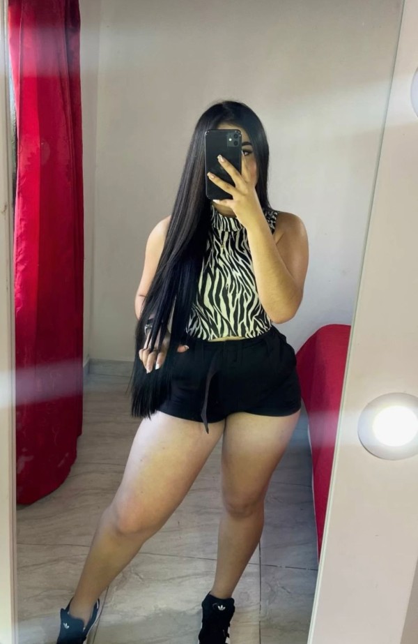 Seré tu novia tú amante o tú chica tudela