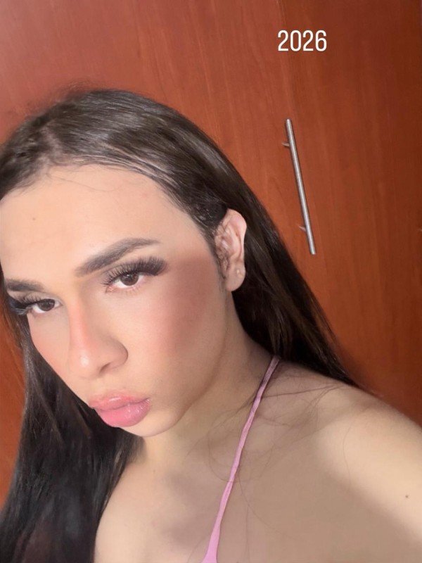 Valeria trans femenina , valencia