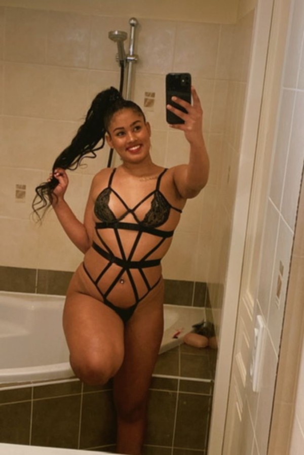 Guapa Disponible En Vigo.