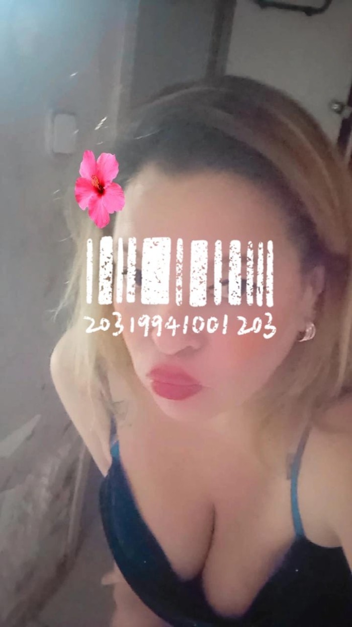 Carlita un bombón a tu alcancelloret 24 h