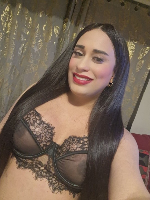 Real trans mulata real ven y me vez si no soy teva