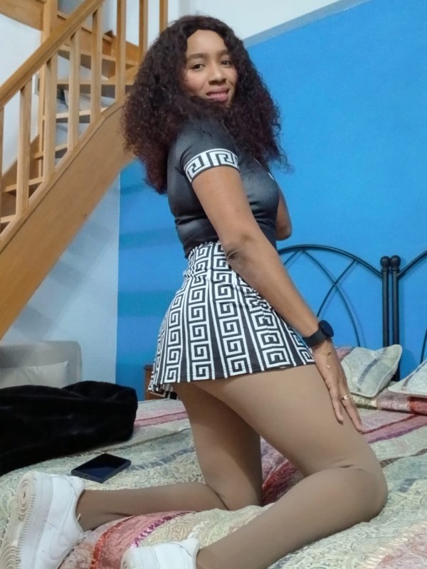 Maria alta Joven negra* griego profundo!! Escort mulata en Bilbao**