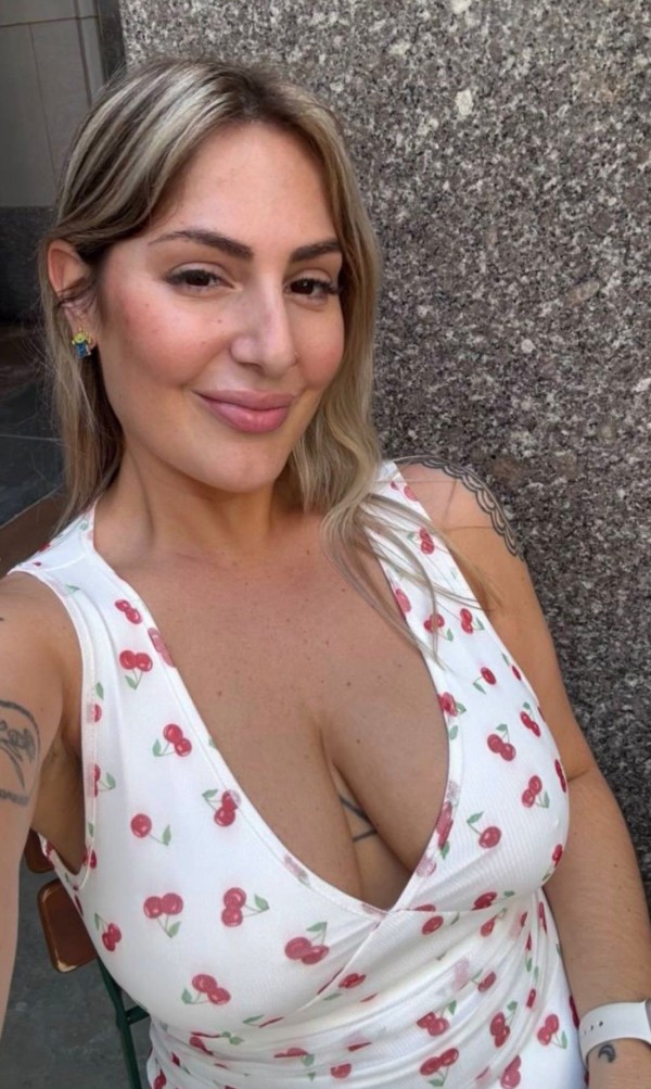 Hola soy chica encantadora masajista relajante