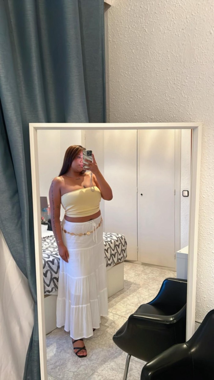 JOVENCITA CACHONDA DE PLACER EN (TORRASSA)