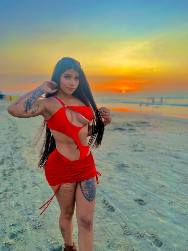 PAOLA TRANS ARGENTINA EDUCADA CARIÑOSA JUGUETONA