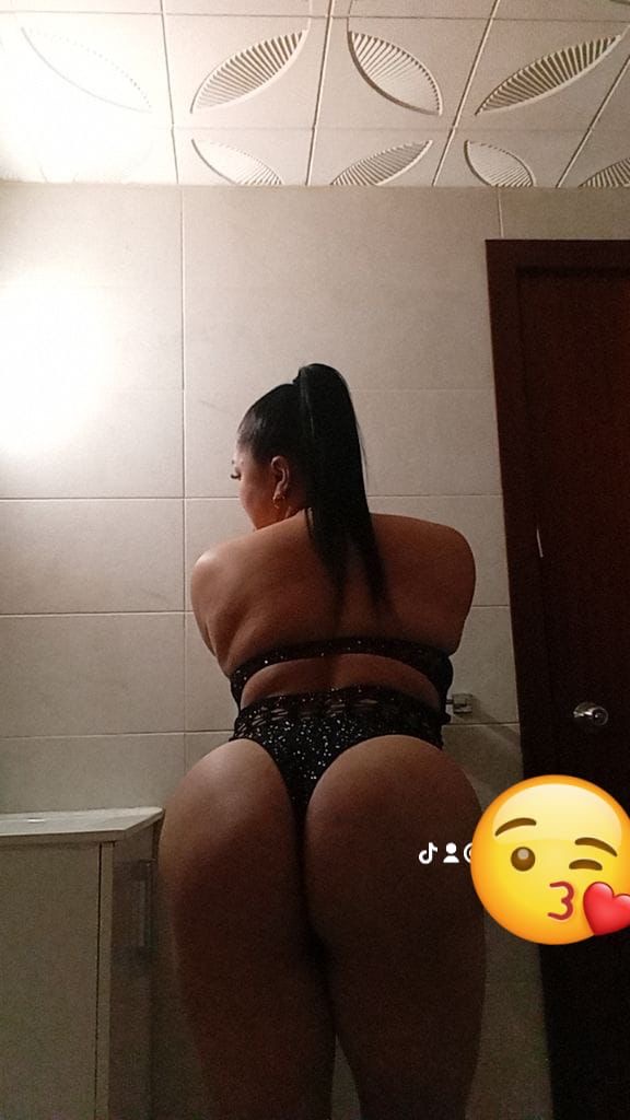 Jovencita cachonda fogosa primera vez huesca