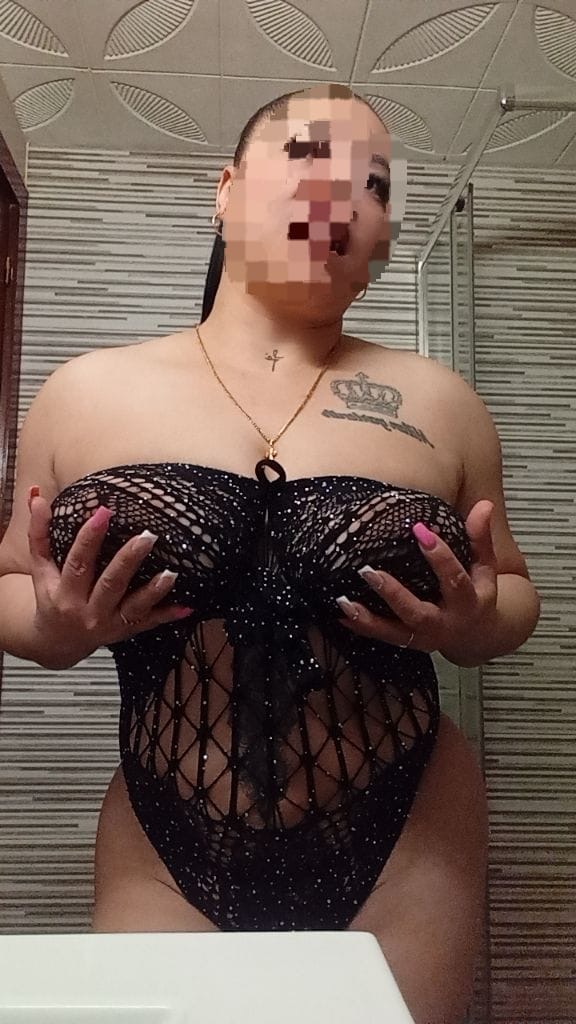 Jovencita cachonda fogosa primera vez huesca