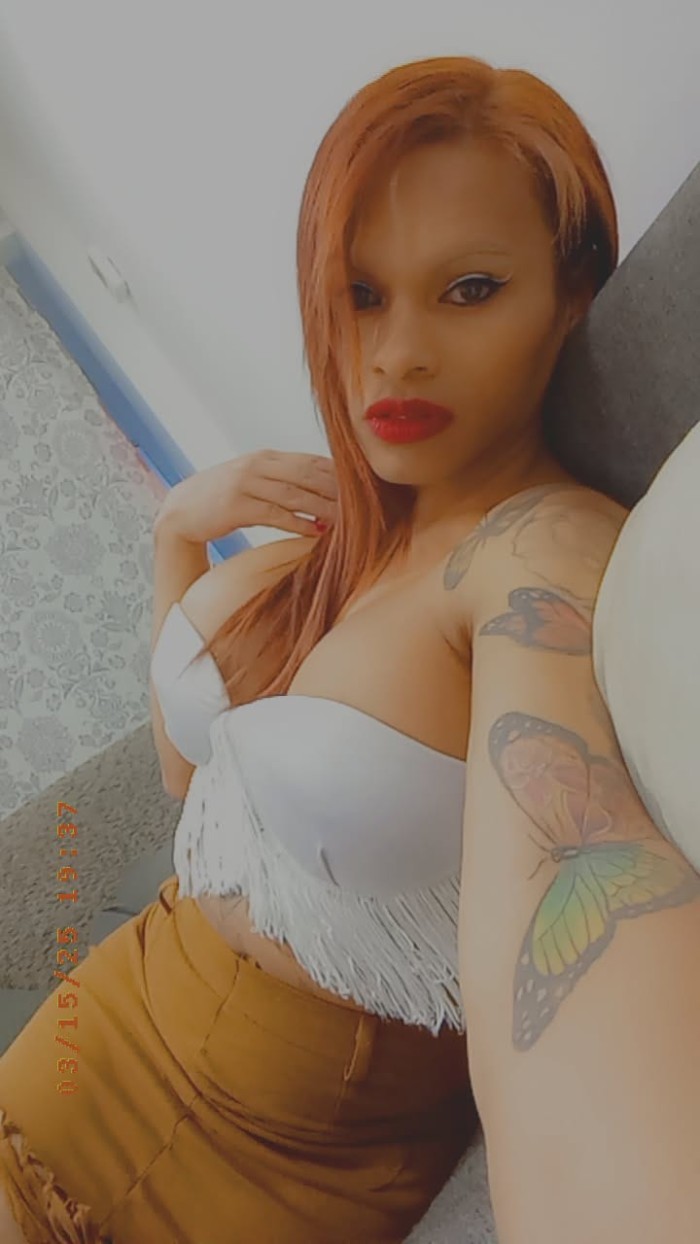 TRANS ARDIENTE SENSUAL ENCANTADORA BOMBA DE SEXO