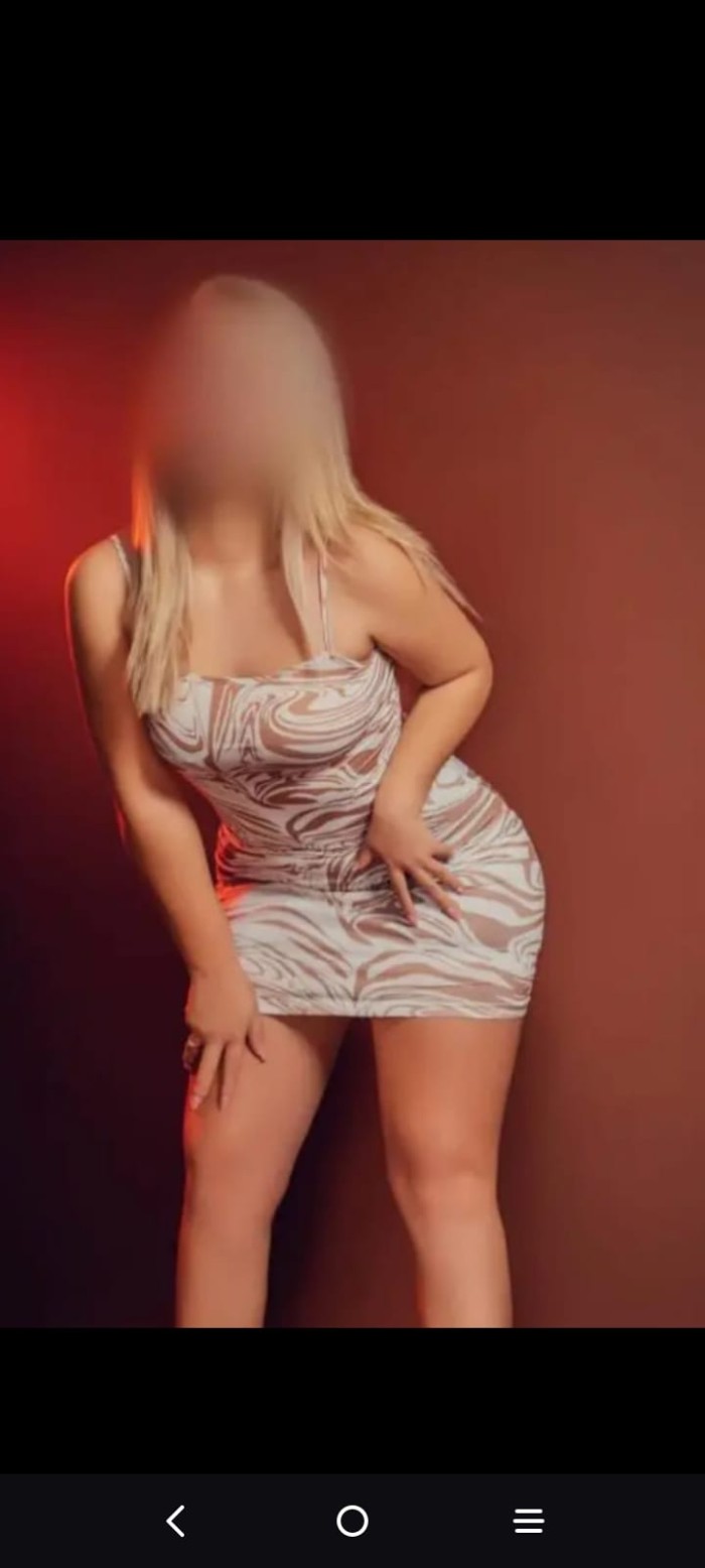 RUBIA EXPLOSIVA CUERPO DE DIOSA CASTRO URDIALES