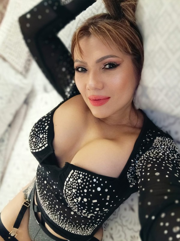 SOLE ARGENTINA FIESTERA MUCHO SEXO