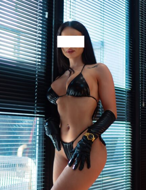 CACHONDA CON GANAS DE LECHE