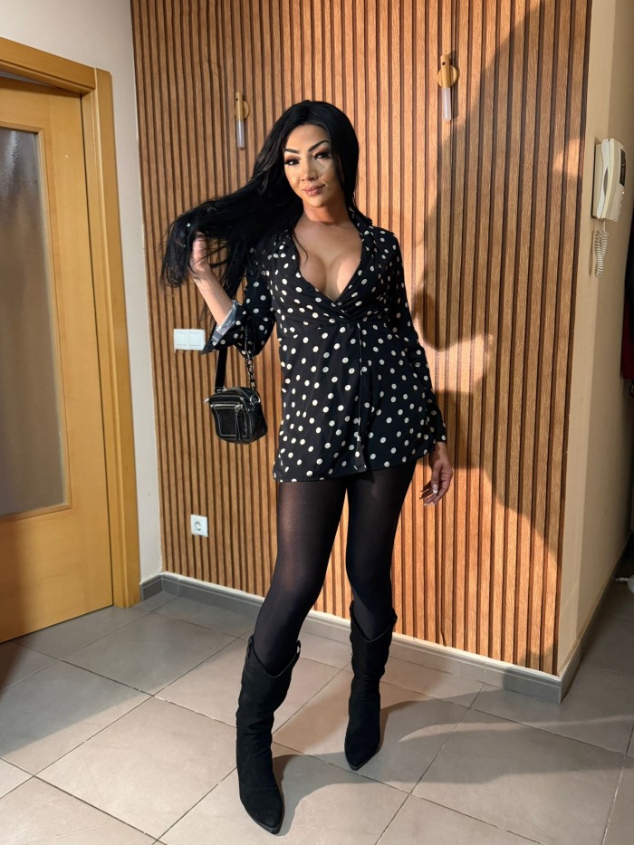 RAYANE SIN TABUS AL PLACER TRANS DOMINANTE SEXY