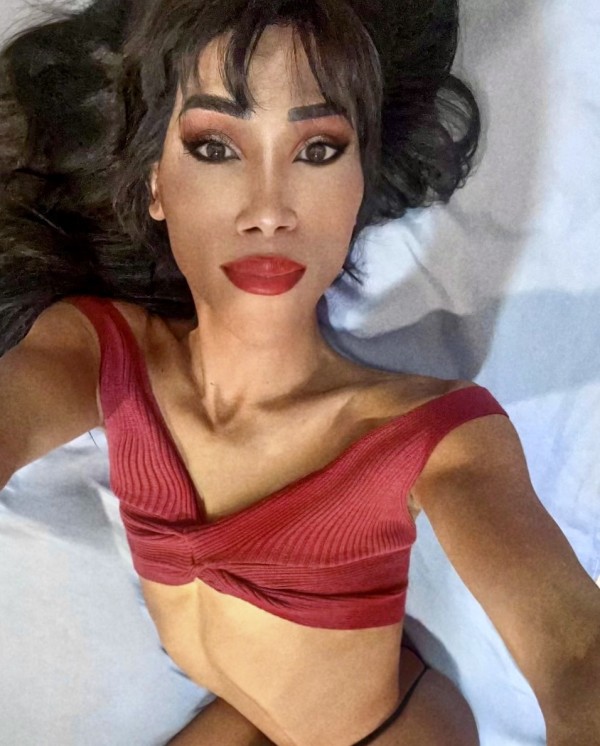 Trans Fiestera en Fuenlabrada, 24hrs entregada complaciente mamada salivada