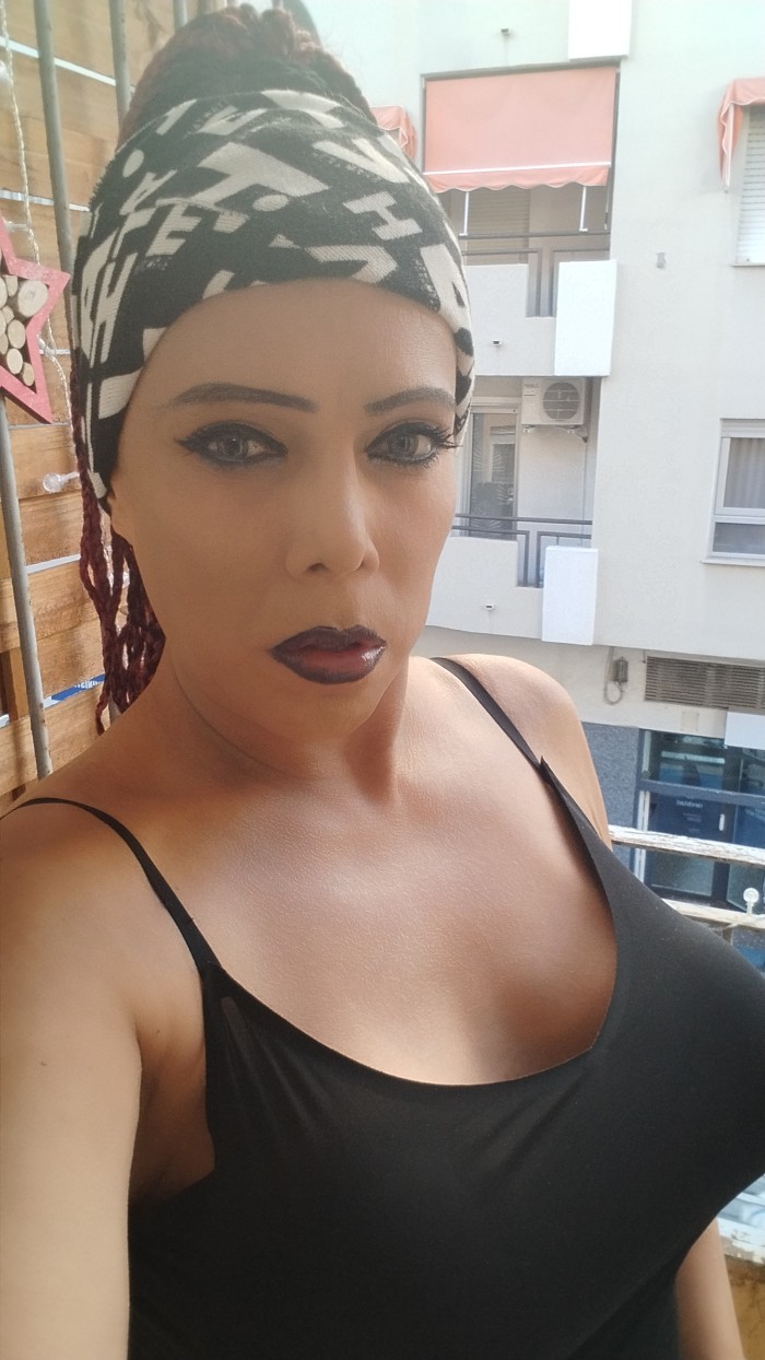 Disponible en Gandía centro kiray transexual