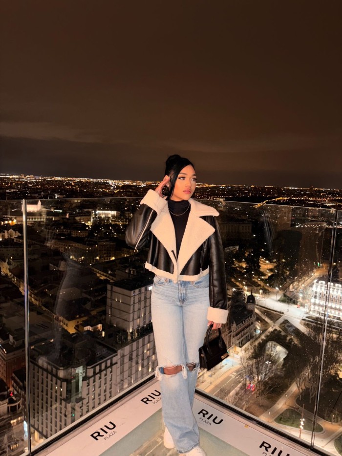 JOVENCITA CACHONDA NUEVA PLAYA LAS AMERICAS