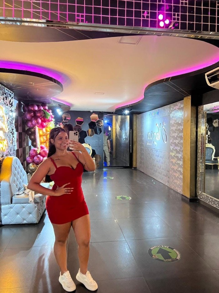 UNA CHICA MUY TRAVIESA COLOMBIANA