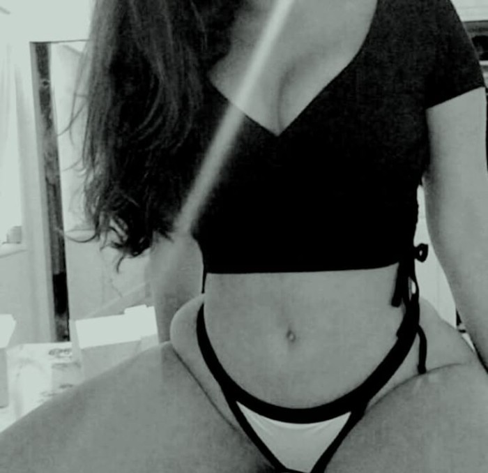 SOFIA JOVENCITA SUPER SERVICIAL  EN AMPOSTA