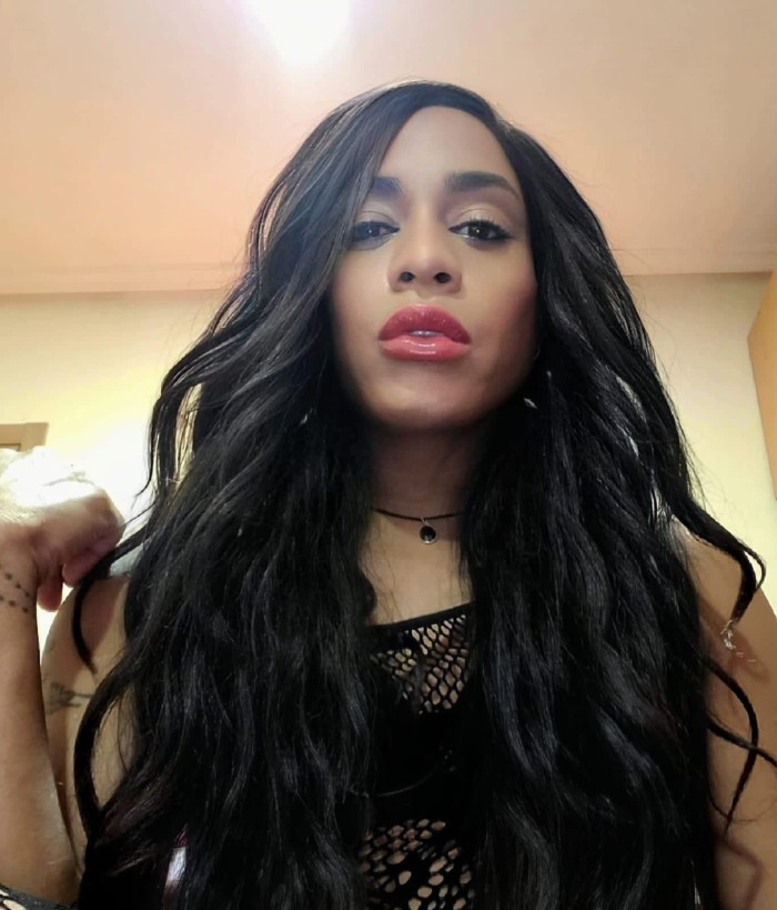 Hola soy trans mulata cubana 25 años