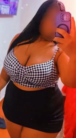 624386293 LUNA REINA TRAVIESA-ARDIENTE SAN ISIDRO