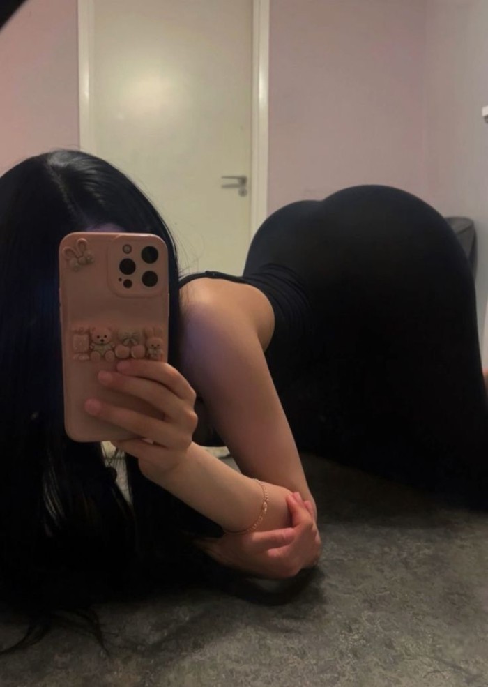 22 años gallega delgada y cariñosa