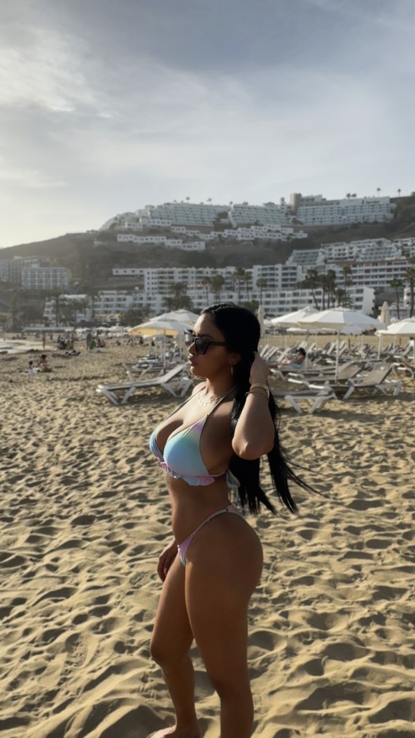 Chiquitita morenita cuerpo natural últimos días en Las Palmas