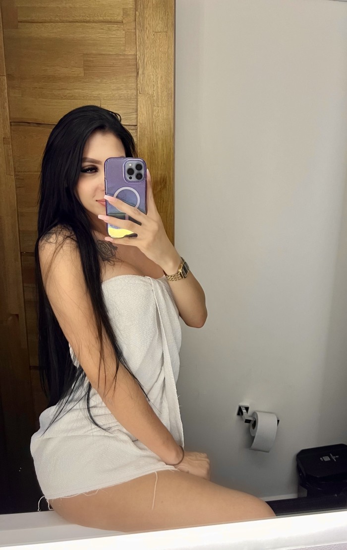 Sexy y exótica Disponible para salidas