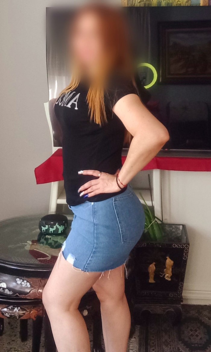 CACHONDA FIESTERA MUY ATREVIDA SIEMPRE 24 h.