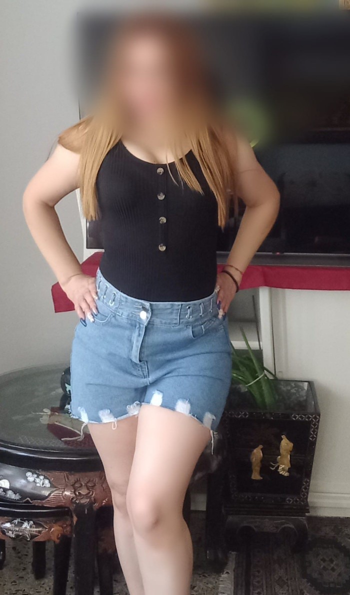 CACHONDA FIESTERA MUY ATREVIDA SIEMPRE 24 h.