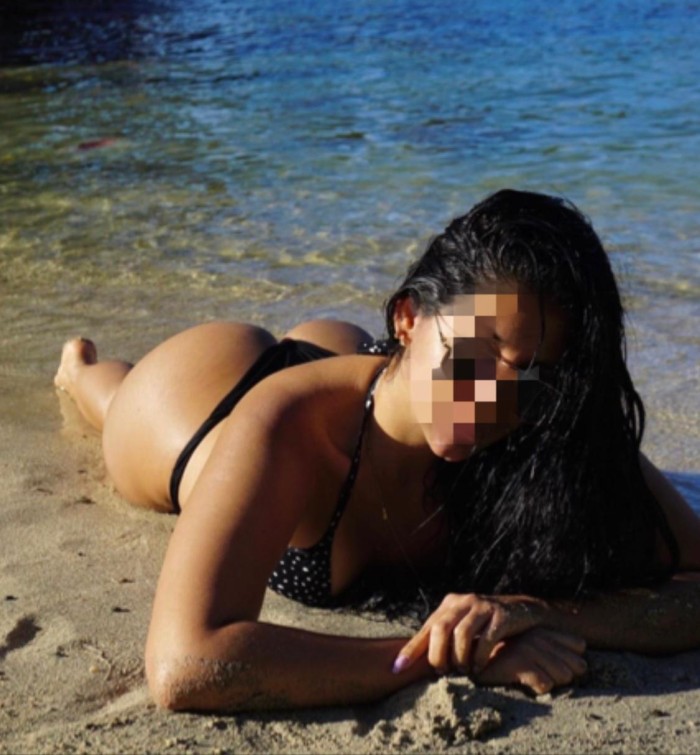 MORENAZA RICA MAMADA SIN GOMA…BESOS APASIONADOS