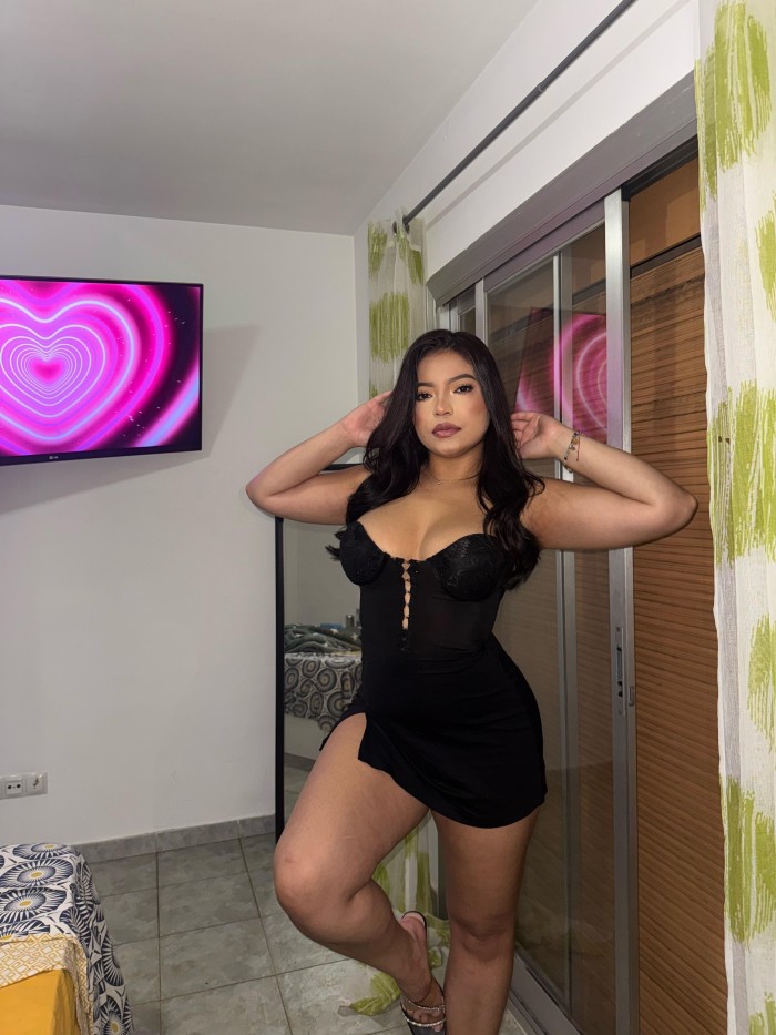 SEDUCTORA Y JUGUETONA EN TORRASSA