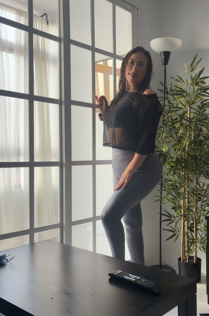 SERE TU PROFESORA 24H ACTIVA PARA TI .. VICIO TOTA